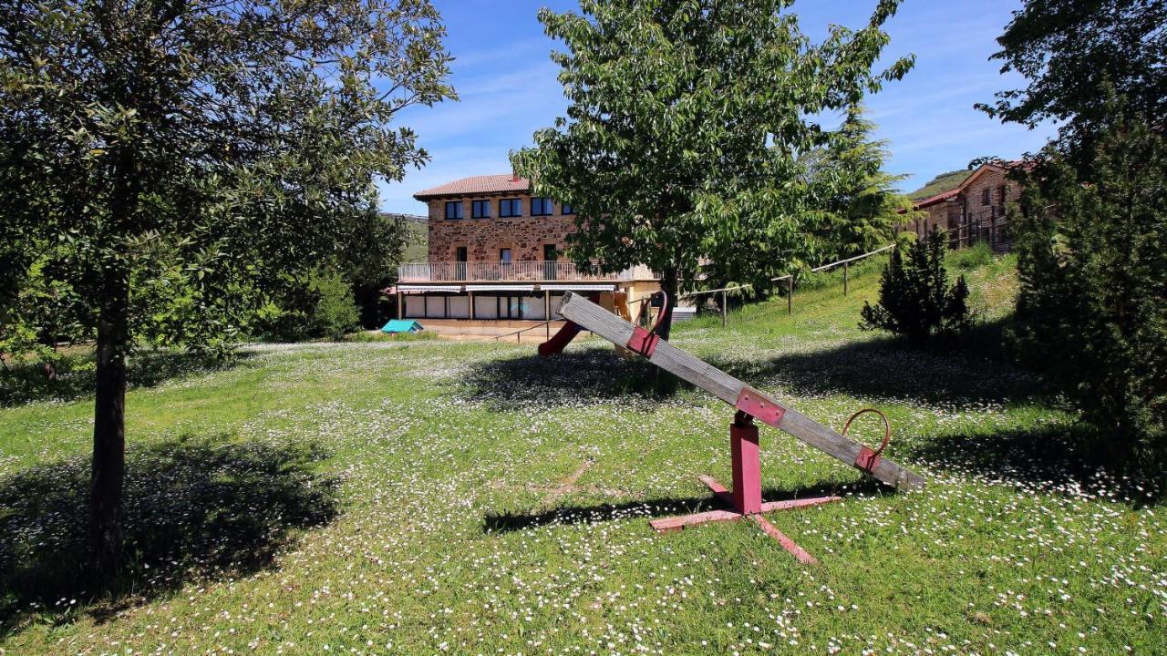 La Romanika De Fellini San Martín de Elines Exterior foto