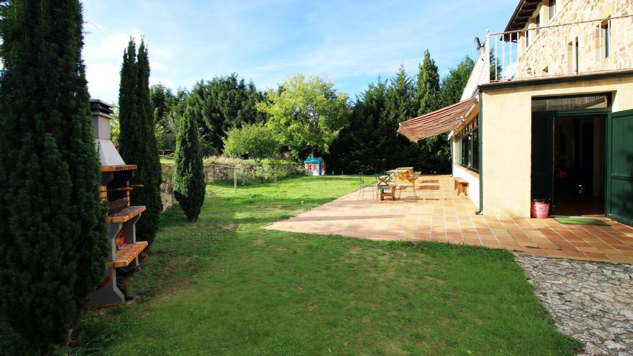 La Romanika De Fellini San Martín de Elines Exterior foto